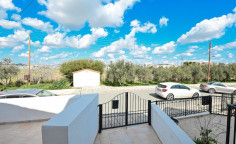 3 bedroom furnished house for sale in Verginas