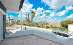 3 bedroom furnished house for sale in Verginas