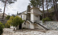 House (detached) in Pelendri, Limassol for sale 