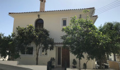 Beautiful 4 bedroom furnished house with swimming pool for sale in Agios Tychonas
