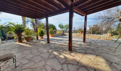 3 bedroom furnished bungalow to rent in Tala