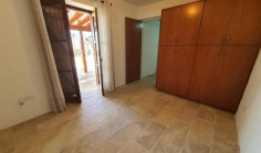 3 bedroom furnished bungalow to rent in Tala
