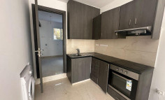 Large 2 bedroom furnished maisonette with swimming pool for sale in Tombs of the Kings