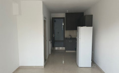 Large 2 bedroom furnished maisonette with swimming pool for sale in Tombs of the Kings