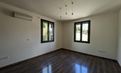 Beautiful 3 bedroom house with swimming pool for sale in Agia Fyla