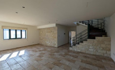 Beautiful 3 bedroom house with swimming pool for sale in Agia Fyla