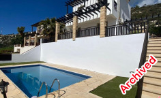 Villa for rent in pegia 