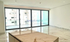 Beautiful 3 bedroom unfurnished apartment with swimming pool to rent in Neapolis