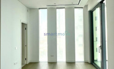 Beautiful 3 bedroom unfurnished apartment with swimming pool to rent in Neapolis