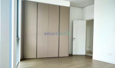Beautiful 3 bedroom unfurnished apartment with swimming pool to rent in Neapolis