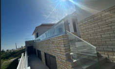 4 bedroom house with swimming pool to rent in Episkopi