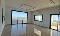 4 bedroom house with swimming pool to rent in Episkopi