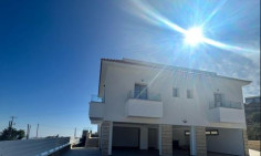 4 bedroom house with swimming pool to rent in Episkopi