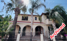 4 bedroom spacious house in Oroklini with big plot 