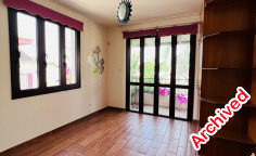 4 bedroom spacious house in Oroklini with big plot 