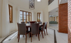 Spacious 5 bedroom furnished house with swimming pool to rent in Aphrodite Hills
