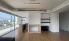 Spacious 3 bedroom penthouse for sale in Agios Nicolaos
