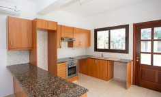 3 bed house with swimming pool for sale in Secret Valley