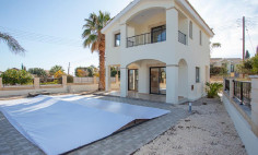 3 bed house with swimming pool for sale in Secret Valley