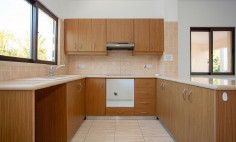 Beautiful 3 bedrooms house with swimming pool for sale in Secret Valley