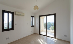Luxury 3 bedrooms house with swimming pool for sale in Secret Valley