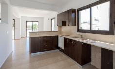 Spacious 3 bedrooms house with swimming pool for sale in Secret Valley