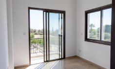 Spacious 3 bedrooms house with swimming pool for sale in Secret Valley