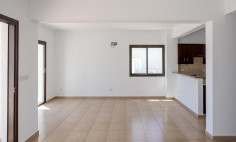 Spacious 3 bedrooms house with swimming pool for sale in Secret Valley