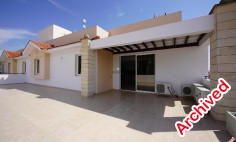 2 bed apartment with swimming pool for sale in Pyla