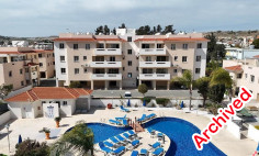 Spacious studio with swimming pool for sale in Pyla