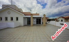 Large 3 bedroom apartment with swimming pool for sale in Pyla