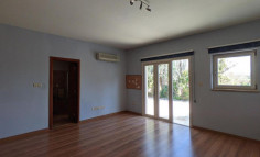 4 bedroom house with swimming pool for sale in Anarita