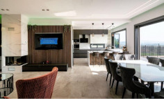 4 bedroom furnished house with swimming pool for sale in Parekklisia
