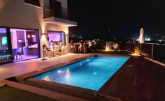 4 bedroom furnished house with swimming pool for sale in Parekklisia