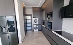 4 bedroom furnished house with swimming pool for sale in Parekklisia