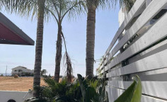 4 bedroom semi-detached house in Livadia 