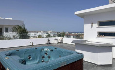 4 bedroom semi-detached house in Livadia 