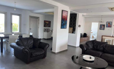 4 bedroom semi-detached house in Livadia 