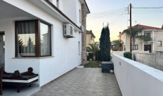 4 bedroom delightful house in alethrico with swimming pool 