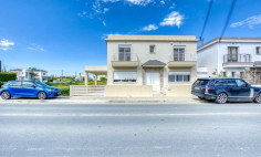 Spacious 4 bedroom furnished house for sale in Livadia
