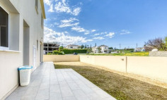 Spacious 4 bedroom furnished house for sale in Livadia