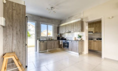 Spacious 4 bedroom furnished house for sale in Livadia