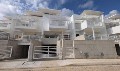 Large 3 bed house for sale in Paralimni