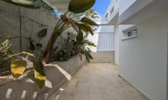 Large 3 bed house for sale in Paralimni