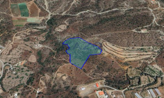 Large field for sale in peaceful Parekklisia , Limassol
