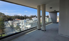 Spacious three bedroom apartment for sale in Agioi Omologites