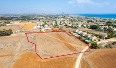 Land 8518 m2 for sale in Agia Thekla, Famagusta
