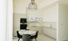 Modern furnished top floor apartment in Mesa Geitonia 