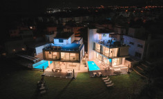 6 bedrooms house for sale in Protaras
