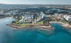 Spacious 6 bedroom house for sale in Protaras